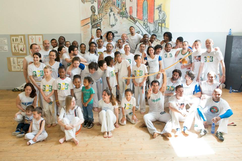 Enfants en cours de capoeira