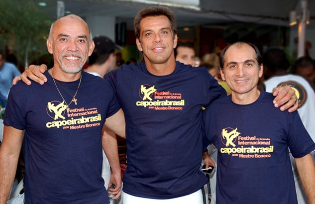 Les trois fondateurs du Grupo Capoeira Brasil