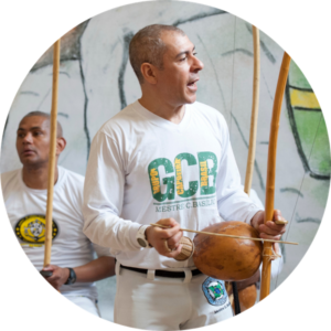 Portrait rond de Mestre Claudio Basilio